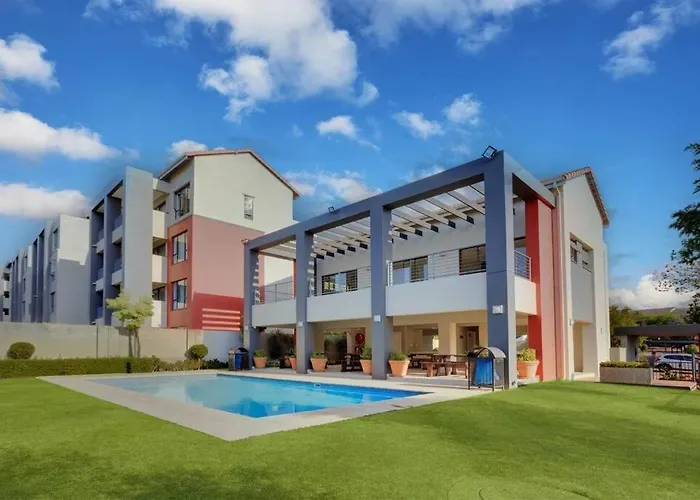 Stunning 2 Bed Apartment Near Monte Casino