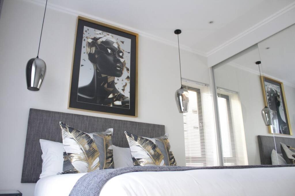 Stunning 2 Bed Near Monte Casino Sandton