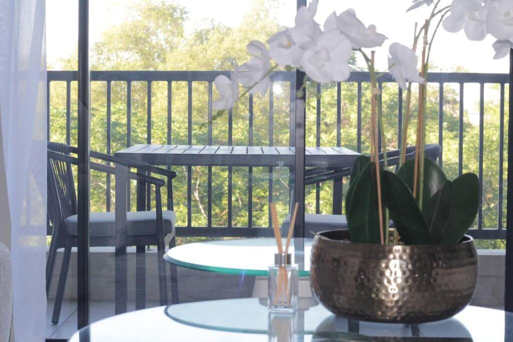 Stunning 2 Bed Near Monte Casino Sandton